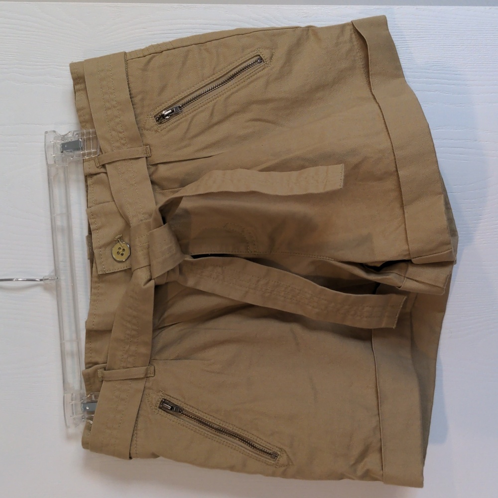 the cutest shorts in my opinion (NWT)